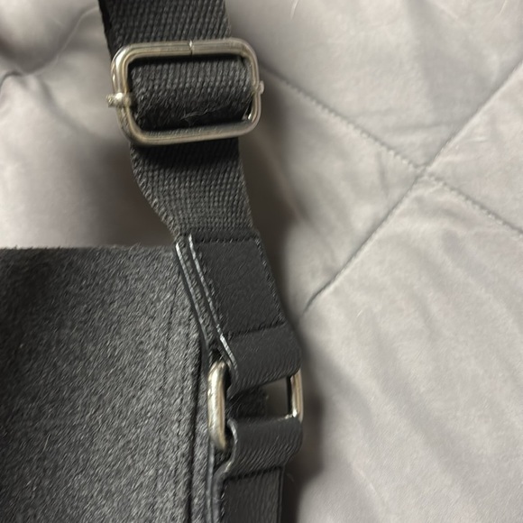 POTTERY BARN GRAY ESSEX FELT MESSENGER BACKPACK BAG - Picture 4 of 12